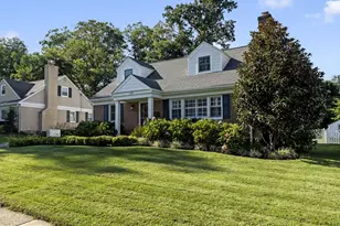 128 Rodney Cir, Bryn Mawr, PA 19010 - Photo 3