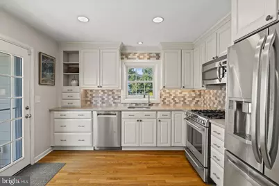 128 Rodney Circle, Bryn Mawr, PA 19010 - Photo 13