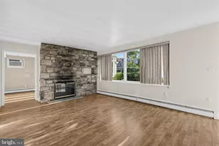 2155 Kingswood Ln, Broomall, PA 19008 - Photo 7