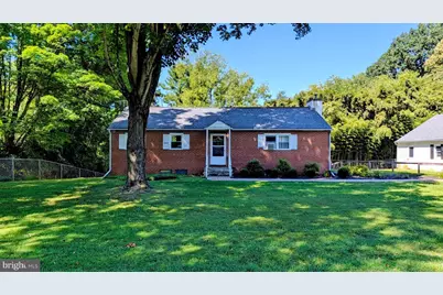 15 Locksley Road, Glen Mills, PA 19342 - Photo 1