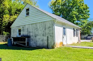 15 Locksley Rd, Glen Mills, PA 19342 - Photo 9