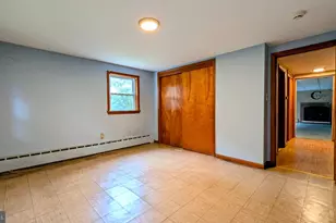 15 Locksley Rd, Glen Mills, PA 19342 - Photo 33