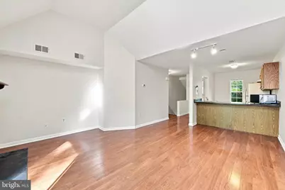 319 Cashel Court #319, Aston, PA 19014 - Photo 5