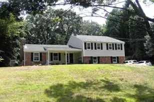 14 Castle Rock Dr, Havertown, PA 19083 - Photo 1