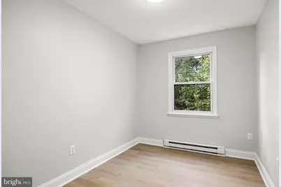 330 W 15th Street, Chester, PA 19013 - Photo 17