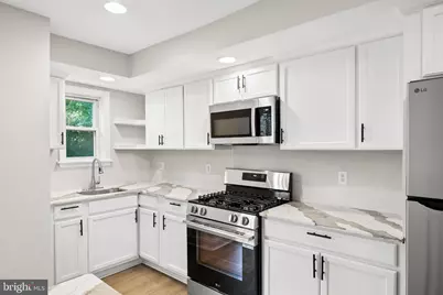 330 W 15th Street, Chester, PA 19013 - Photo 11