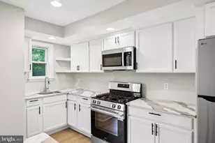 330 W 15th St, Chester, PA 19013 - Photo 11