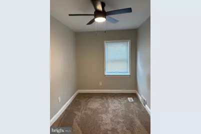 30 W Parkway Avenue, Chester, PA 19013 - Photo 7