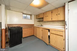 1121 Elmwood Ave, Sharon Hill, PA 19079 - Photo 7