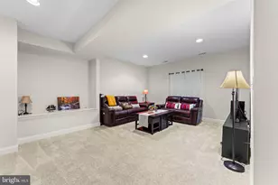 3172 Woods Edge Dr, Garnet Valley, PA 19060 - Photo 3