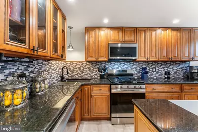 417 Seven Oaks Drive, Clifton Heights, PA 19018 - Photo 5
