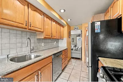 211 Willowbrook Avenue, Folsom, PA 19033 - Photo 11
