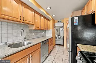 211 Willowbrook Ave, Folsom, PA 19033 - Photo 11