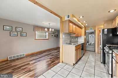 211 Willowbrook Avenue, Folsom, PA 19033 - Photo 9