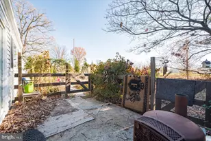 17 Spring St, Media, PA 19063 - Photo 23