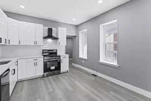 19 S 6th St, Darby, PA 19023 - Photo 11