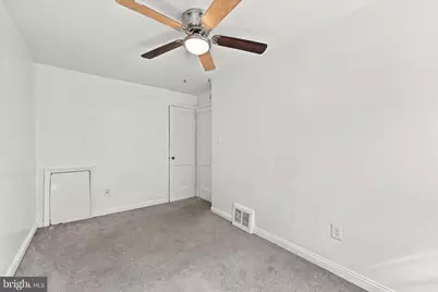556 N Sycamore Avenue, Clifton Heights, PA 19018 - Photo 9