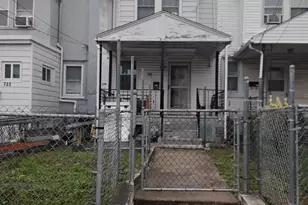 720 Copley Rd, Upper Darby, PA 19082 - Photo 1