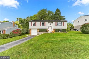 33 Mulberry St, Boothwyn, PA 19061 - Photo 3