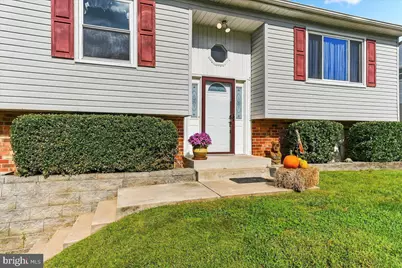 33 Mulberry Street, Boothwyn, PA 19061 - Photo 1