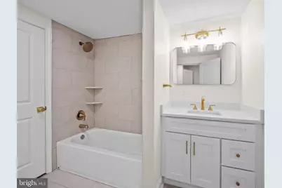 19 W 9th Street, Marcus Hook, PA 19061 - Photo 17