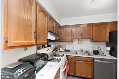 538 Gia Circle, Clifton Heights, PA 19018 - Photo 17