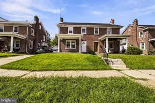 122 W Mowry St, Chester, PA 19013 - Photo 3