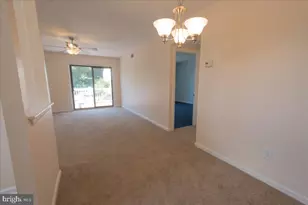 7126 Hilltop Dr, Brookhaven, PA 19015 - Photo 7