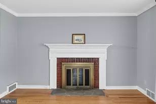 215 Parkview Dr, Broomall, PA 19008 - Photo 13