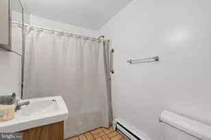 215 Parkview Dr, Broomall, PA 19008 - Photo 33