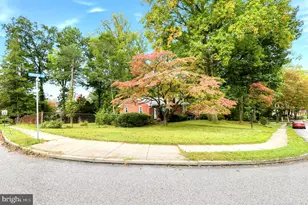 215 Parkview Dr, Broomall, PA 19008 - Photo 5