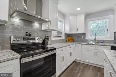 95 1st Avenue, Essington, PA 19029 - Photo 7