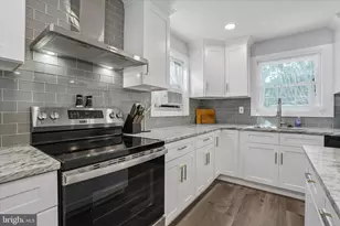 95 1st Ave, Essington, PA 19029 - Photo 7