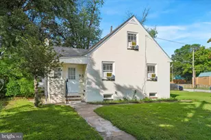 95 1st Ave, Essington, PA 19029 - Photo 1