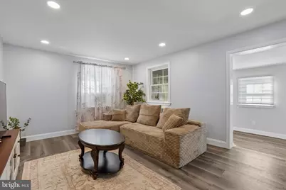 95 1st Avenue, Essington, PA 19029 - Photo 5