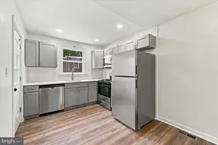 587 Timberlake Rd, Upper Darby, PA 19082 - Photo 9