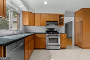 205 Spruce Tree Rd, Wayne, PA 19087 - Photo 5