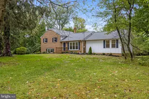 995 Smithbridge Rd, Glen Mills, PA 19342 - Photo 1