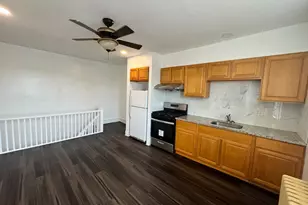 98 Lamport Rd, Upper Darby, PA 19082 - Photo 3