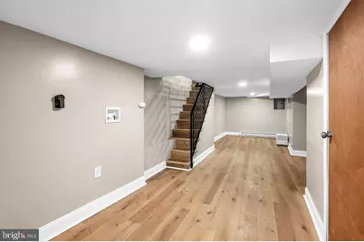 1121 W 8th Street, Chester, PA 19013 - Photo 7