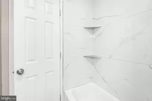 1121 W 8th St, Chester, PA 19013 - Photo 11