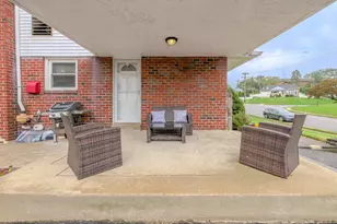 409 Redhill Dr, Broomall, PA 19008 - Photo 39