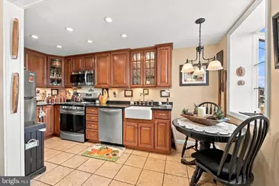 303 N Oak Avenue, Clifton Heights, PA 19018 - Photo 11