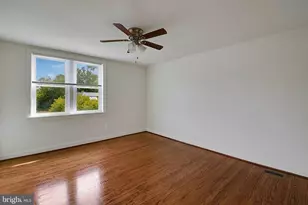 732 Crescent Dr, Glenolden, PA 19036 - Photo 5