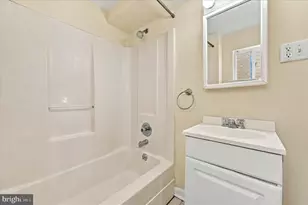 225 Brook St, Bryn Mawr, PA 19010 - Photo 5