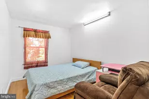 643 St Anthony Ln, Upper Darby, PA 19082 - Photo 25