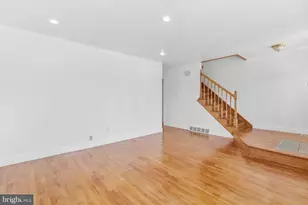 643 St Anthony Ln, Upper Darby, PA 19082 - Photo 7