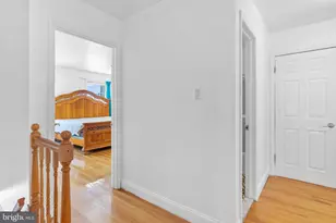 643 St Anthony Ln, Upper Darby, PA 19082 - Photo 19