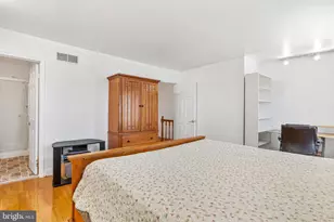 643 St Anthony Ln, Upper Darby, PA 19082 - Photo 21