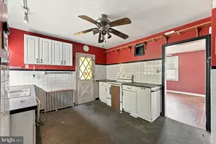 304 Childs Ave, Drexel Hill, PA 19026 - Photo 9